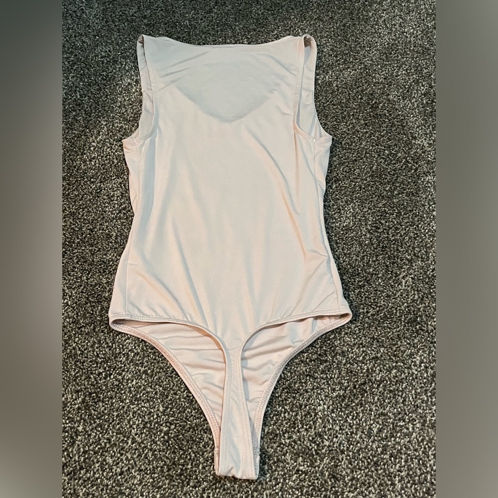Express bodysuit - Picture 2 of 4